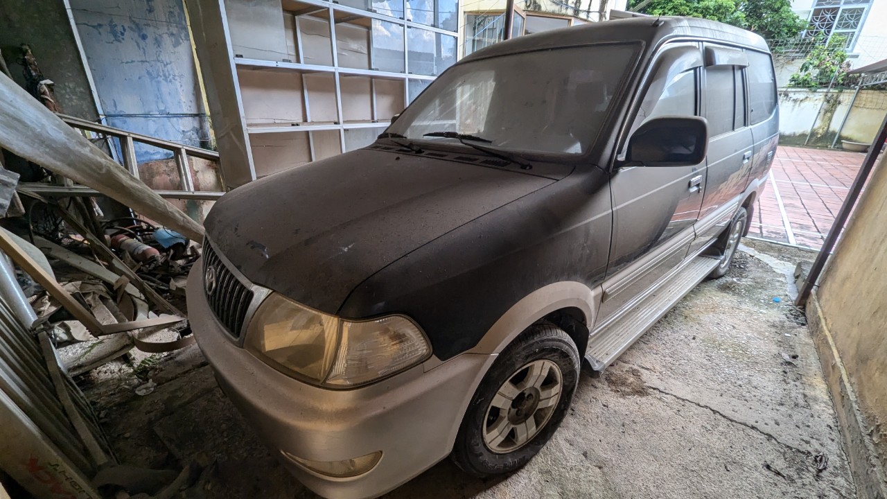 Tài sản đấu giá: là 02 xe ô tô Tài sản đấu giá: là 02 xe ô tô